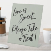 愛は甘いトリートライトセージ緑 台座サイン (インサイチュ)