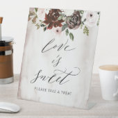 愛は甘いブルゴーニュのピンクのローズ結婚フローラ 台座サイン