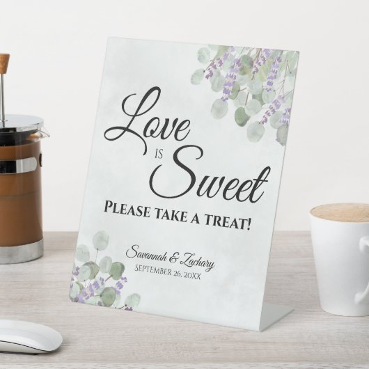 愛は甘いユーカリ&ラベンダーの治療を受ける 台座サイン (インサイチュ)