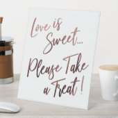 愛は甘い喜びをお楽しみくださいシンプルバラ金ゴールド 台座サイン (インサイチュ)