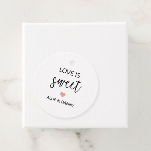 愛は甘い贈り物のラベル、ピンク結婚かシャワー フェイバータグ (インサイチュ)