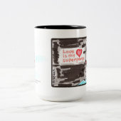 愛は私の超出力です ツートーンマグカップ (中央)