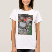 愛は空中に漂っていた Tシャツ (正面)