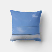 愛は空気のハートの雲の中にある クッション (正面)