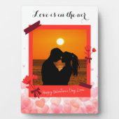 愛は空気の中にあるカスタムフォトカップル&文字 フォトプラーク (正面)