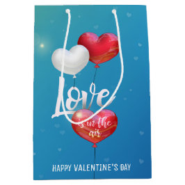 愛は空気バレンタインデン風船にある – 抱き枕 ミディアムペーパーバッグ