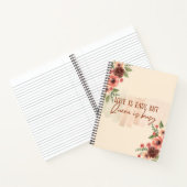 愛は簡単だけど女王は忙しい 花の女性名言 ノートブック (内部)