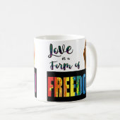 愛は自由マグカップの型枠である コーヒーマグカップ (正面右)