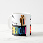 愛は自由マグカップの型枠である コーヒーマグカップ (正面左)