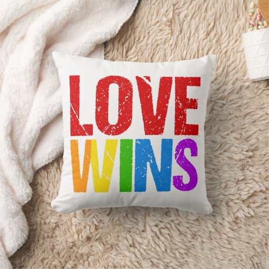 愛は虹に勝ちます クッション (ブランケット)