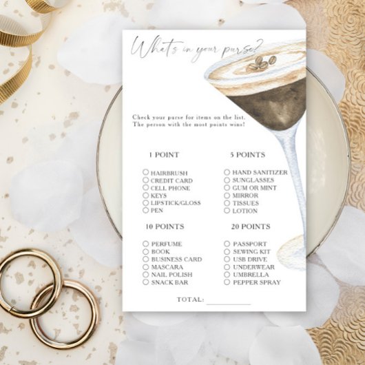 愛は醸造している財布のゲームの中にあるものを