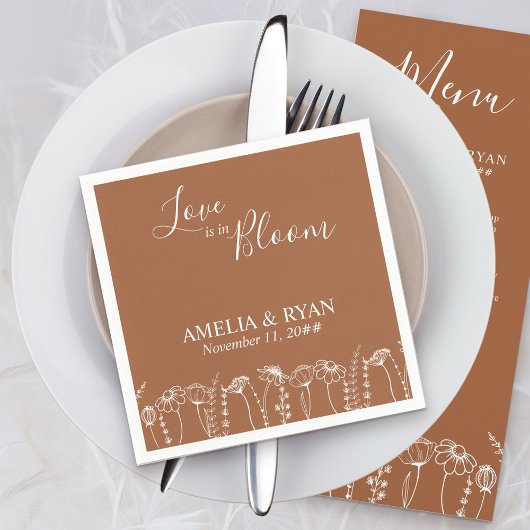 愛は開花オレンジのワイルドフラワースケッチ結婚の スタンダードカクテルナプキン