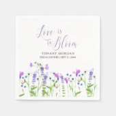 愛は開花パープルワイルドフラワーブライダルシャワー スタンダードカクテルナプキン (正面)