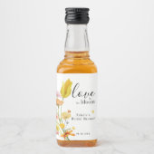 愛は開花春ワイルドフラワーブライダルシャワー リキュールボトルラベル (正面)