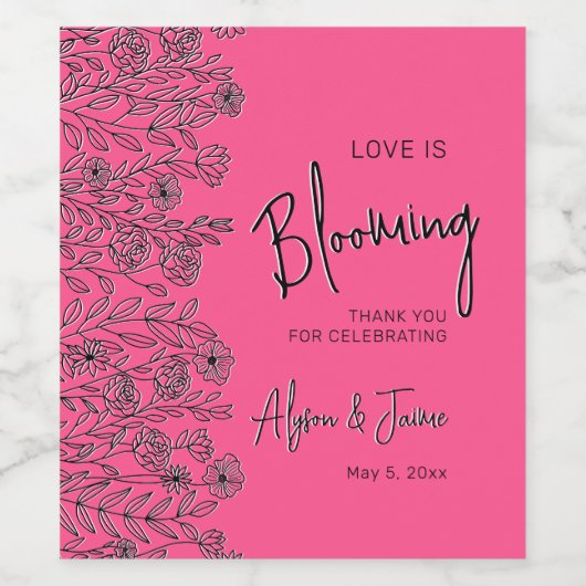 愛は鮮やかなピンクと黒のフローラシャワーが咲いている ワインラベル (シングルラベル)