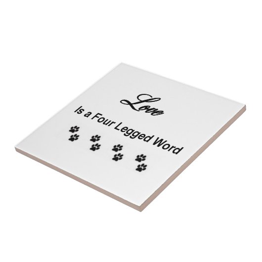 愛は4脚の単語です タイル (側面)