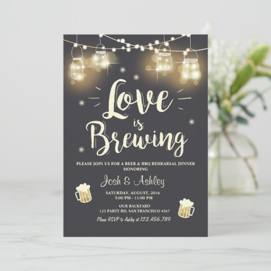 愛はbbqのリハーサルのブライダルシャワーを醸造しています 招待状 (スタンド正面)