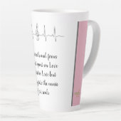 愛へのラテマグby詩人Adiela Akoo カフェラテマグ (右アングル)