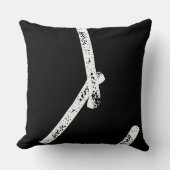 愛より１ クッション (正面)