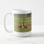 愛らしいアルパカ コーヒーマグカップ (左)