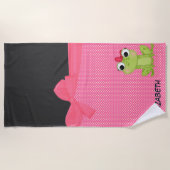愛らしいカエル，水玉模様パーソナライズされた- ビーチタオル (正面)