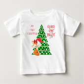 愛らしいキツネとクリスマスツリー ベビーTシャツ (正面)