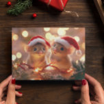 愛らしいクリスマスネズミ ポストカード<br><div class="desc">このデザインはデジタルアートを通して作られたパーソナライズされたカスタマイズ。それはクリックのボタンと写真の変更、色、名前、イニシャル、または単語を追加することによお気に入りのる。私は連絡colorflowcreations@gmail.comで私はもし、このデザインを別の製品に持つ必要がある。www.facebook.com/colorflowcreations、www.instagram.com/colorflowcreations、www.twitter.com/colorflowart、後を追およびwww.pinterest.com/colorflowcreationsで自分の創造や自分の情報を見る</div>