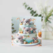 愛らしいコアラをテーマにした子供の誕生日ケーキ カード (スタンド正面)