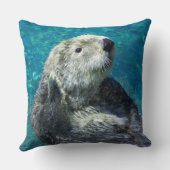 愛らしいシーオッターかわいい青い水 クッション (裏面)
