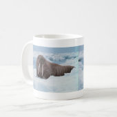 愛らしいセイウチ コーヒーマグカップ (正面左)