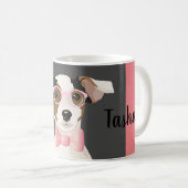 愛らしいテリア犬の眼鏡と蝶ネクタイ コーヒーマグカップ (正面右)