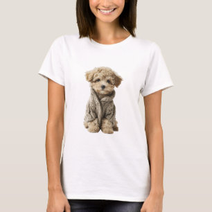 愛らしいトイプードルの仔犬が着るふわふわニットセーター Tシャツ
