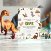 愛らしいニュートラルなジャングルの恐竜の1歳の誕生日 招待状