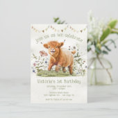 愛らしいハイランド牛の最初の誕生日パーティーの招待 招待状 (スタンド正面)