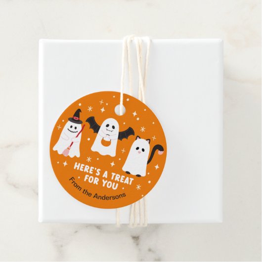 愛らしいハロウィーントリックまたはトリート幽霊 フェイバータグ (インサイチュ)