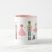 愛らしいピンクのナツクラッカーシーンクリスマスホリデー マグカップ (中央)