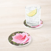 愛らしいピンクのバラの花と甘いハート コースター (側面)