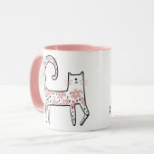愛らしいピンクの花柄の猫、ピンクに染まる マグカップ (正面左)