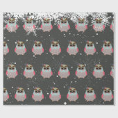 愛らしいフクロウと雪片クリスマス ラッピングペーパー (フラット)
