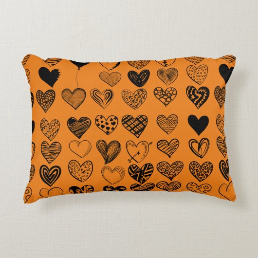 愛らしいブラックハート落書きスケッチ アクセントクッション (正面)