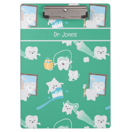 愛らしいベビー歯歯科医院歯科医 クリップボード