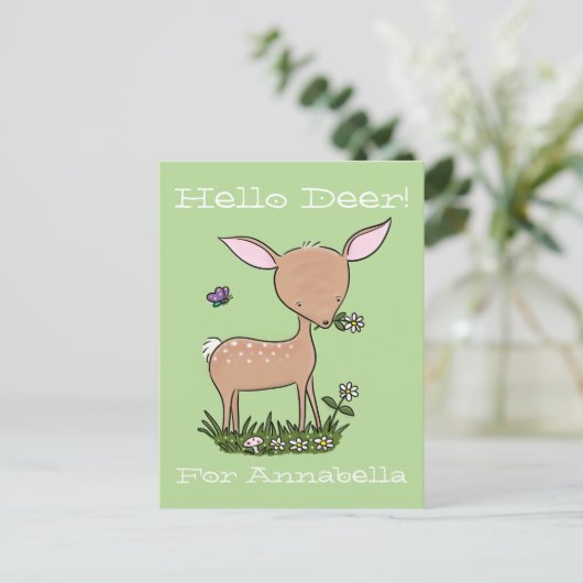愛らしいベビー鹿と花漫画イラストレーション ポストカード (スタンド正面)