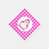 愛らしいホットピンクのギンガムと笑顔のピンクペンギン スタンダードカクテルナプキン (角)