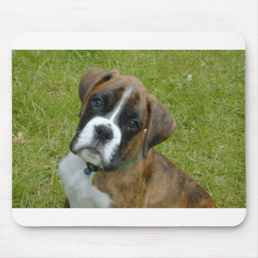 愛らしいボクサーの子犬のマウスマット マウスパッド (正面)