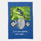 愛らしいマグパイ探しガラスモノグラムw写真 キッチンタオル (縦)