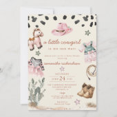 愛らしいリトル女性のカーボーイは途中の女の子の赤ちゃんシャワー 招待状 (正面)