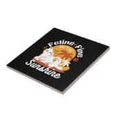 愛らしいリラックス猫のサンシャイン – Summer Pet タイル (側面)