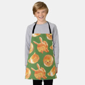 愛らしい動物型パン柄 エプロン (着用した状態)
