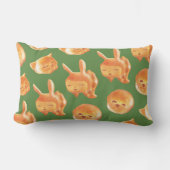 愛らしい動物型パン柄 ランバークッション (正面)