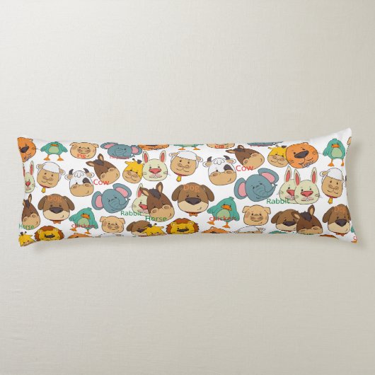 愛らしい動物農場の牛は、豚の子供を白うさぎする ボディピロー (裏面)